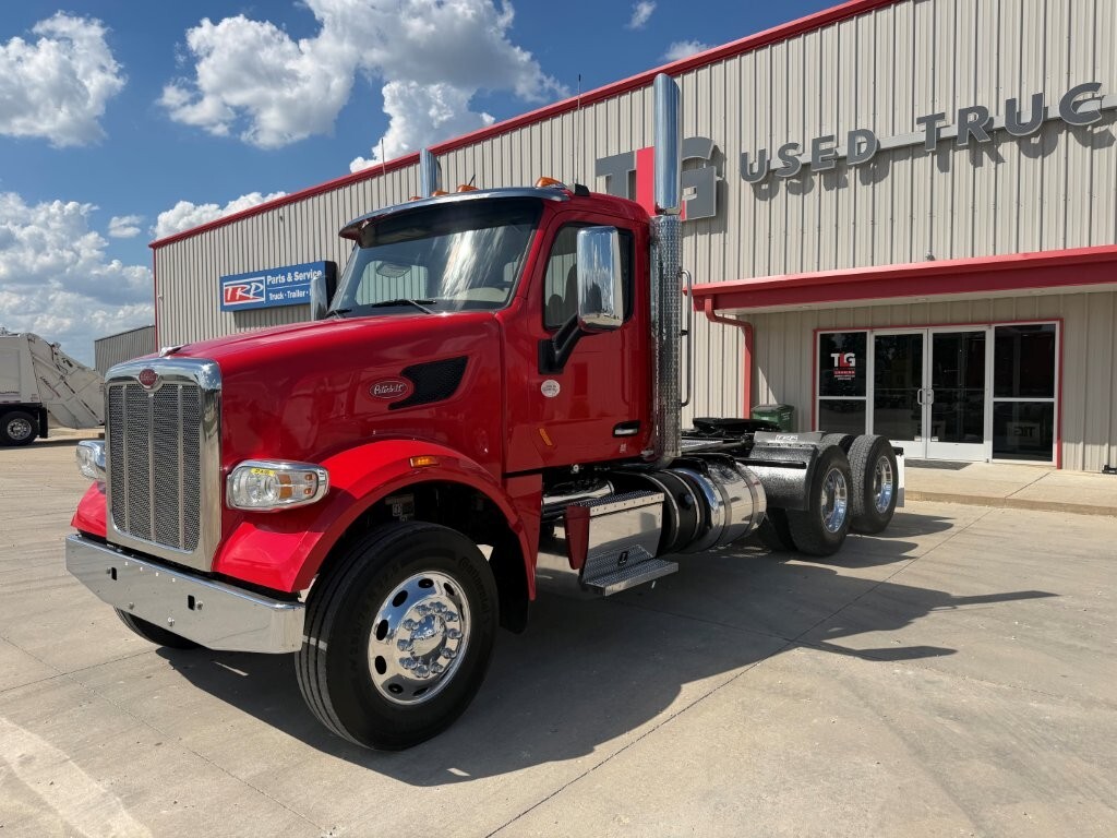 2020 PETERBILT 567 in Strafford, MO