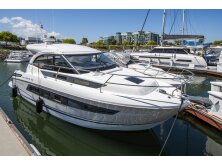 Jeanneau TH33 Preview image