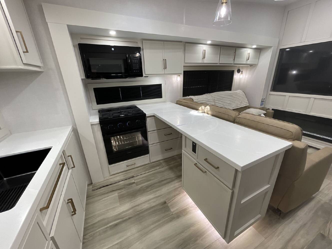 A photo of this 2027 Brinkley Rv MODEL Z 2700