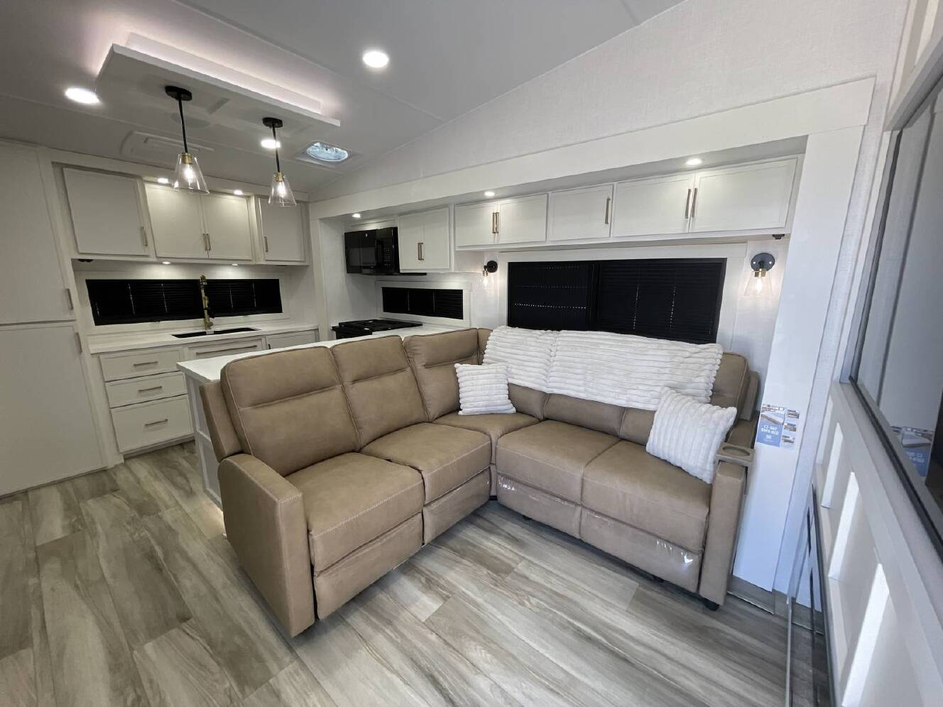 A photo of this 2027 Brinkley Rv MODEL Z 2700