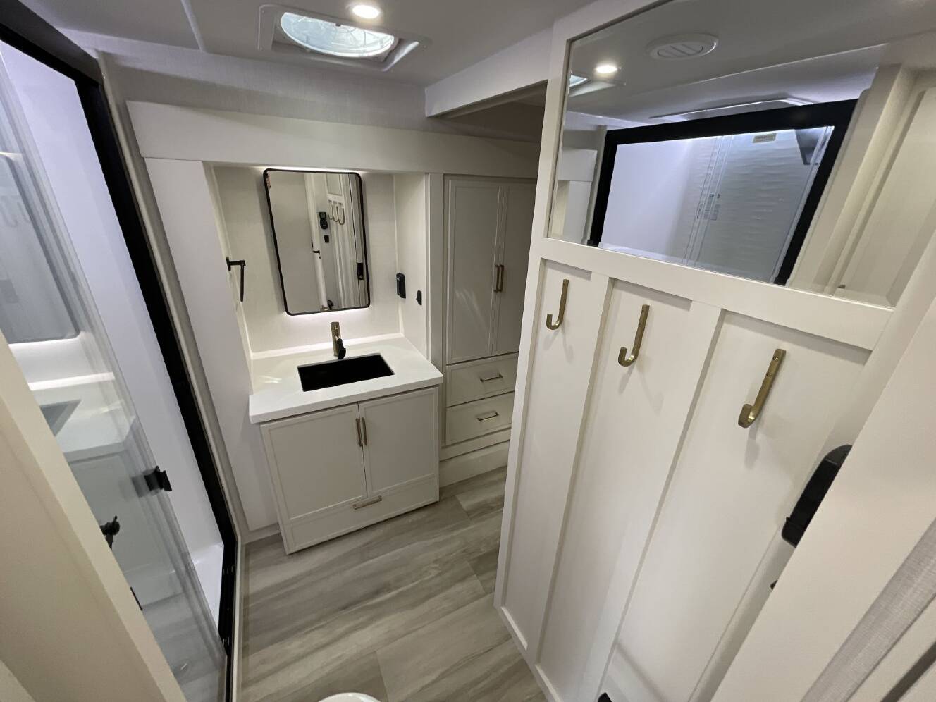 A photo of this 2027 Brinkley Rv MODEL Z 2700