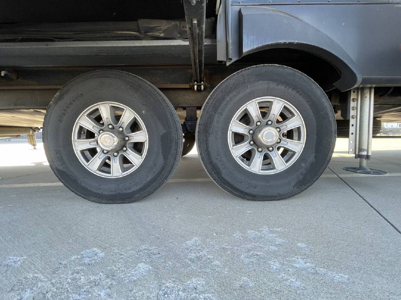 A photo of this 2018 Heartland BIG COUNTRY 4010RD