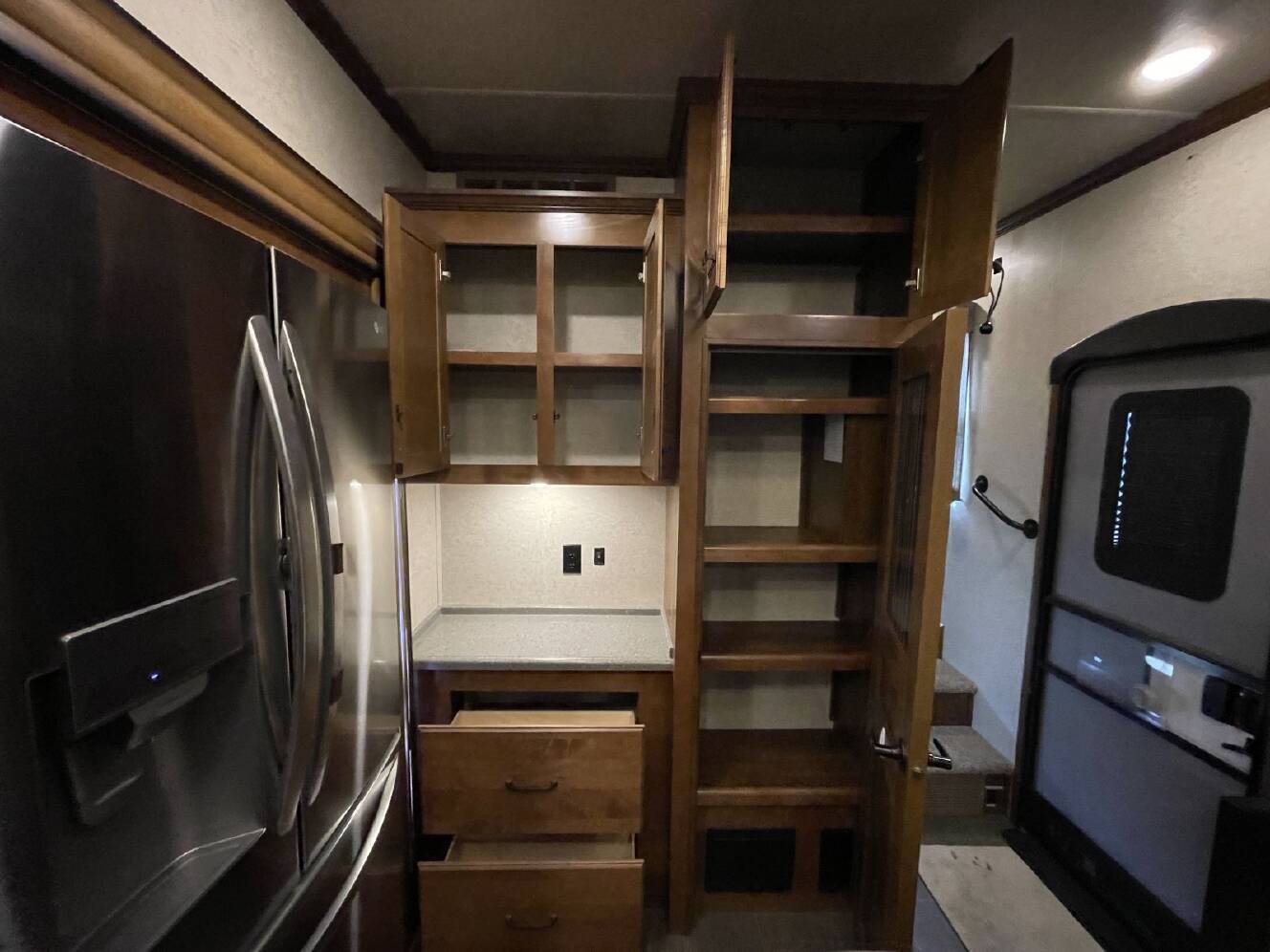 A photo of this 2018 Heartland BIG COUNTRY 4010RD
