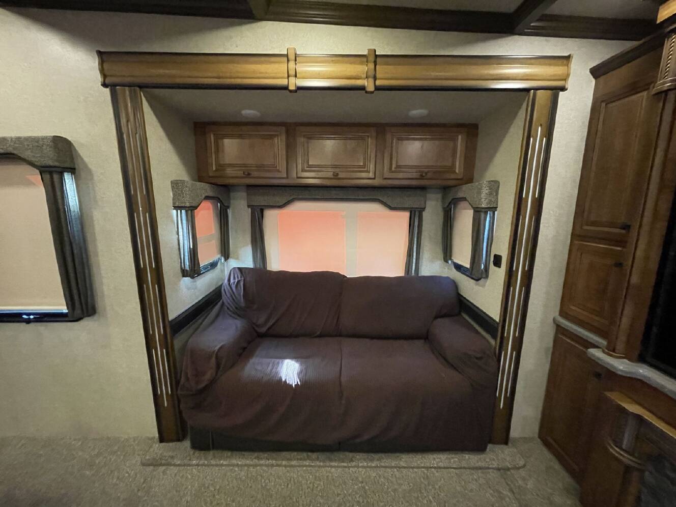 A photo of this 2018 Heartland BIG COUNTRY 4010RD