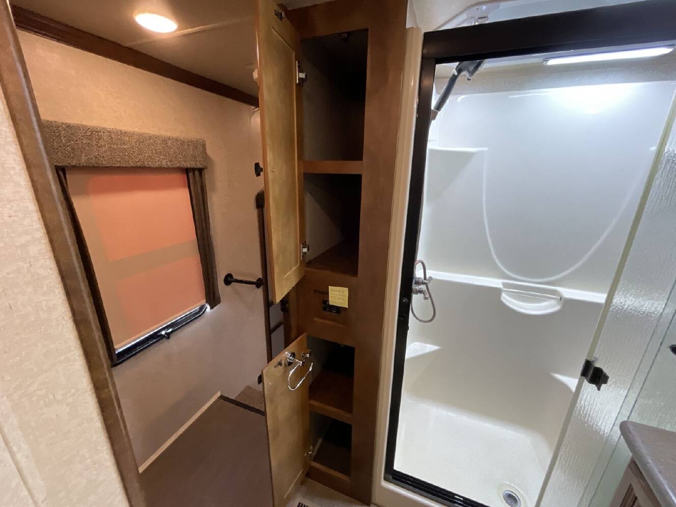 A photo of this 2018 Heartland BIG COUNTRY 4010RD