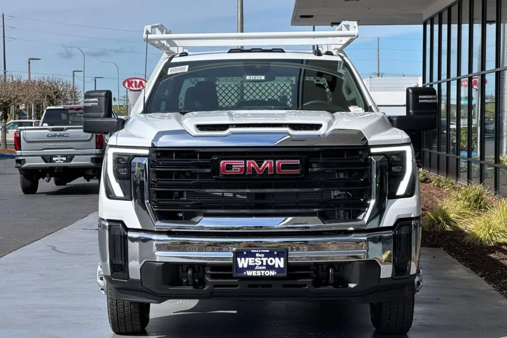 2026 GMC Sierra 3500 HD Chassis Cab in Gresham, OR