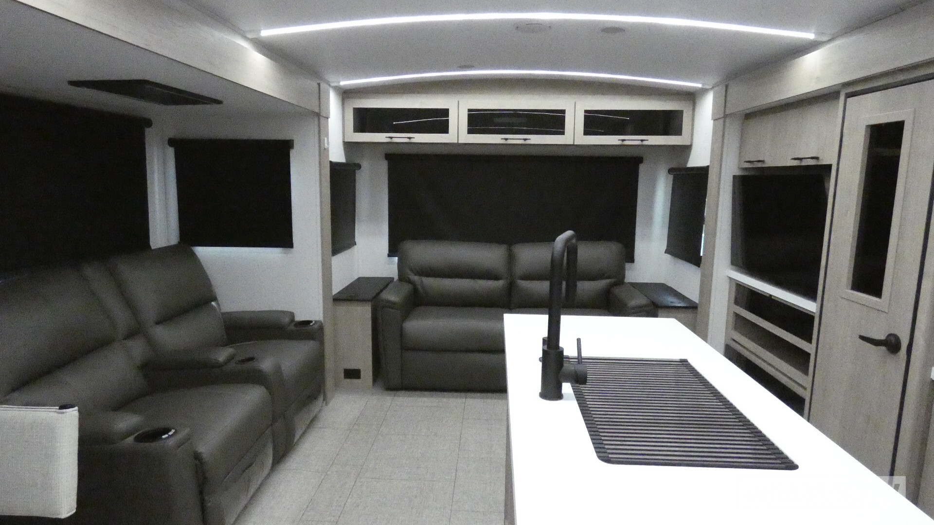 2025 Grand Design IMAGINE 2970RL in dover FL