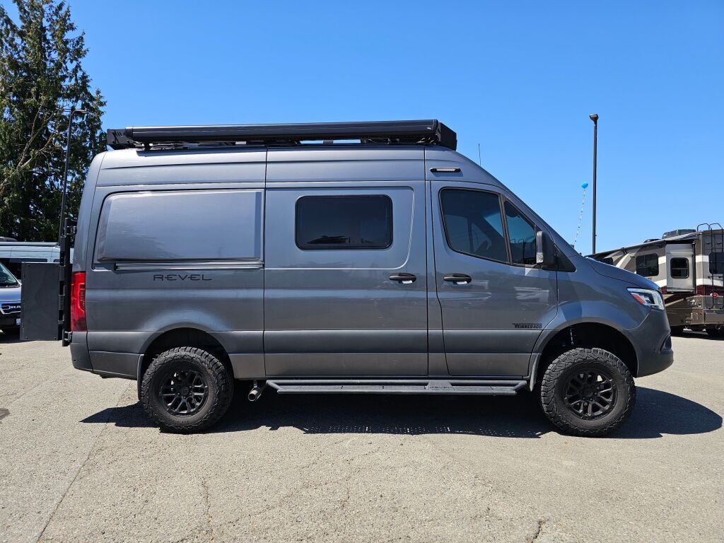 2025 Winnebago RevelÃ¢Â¢ 44E in kent WA
