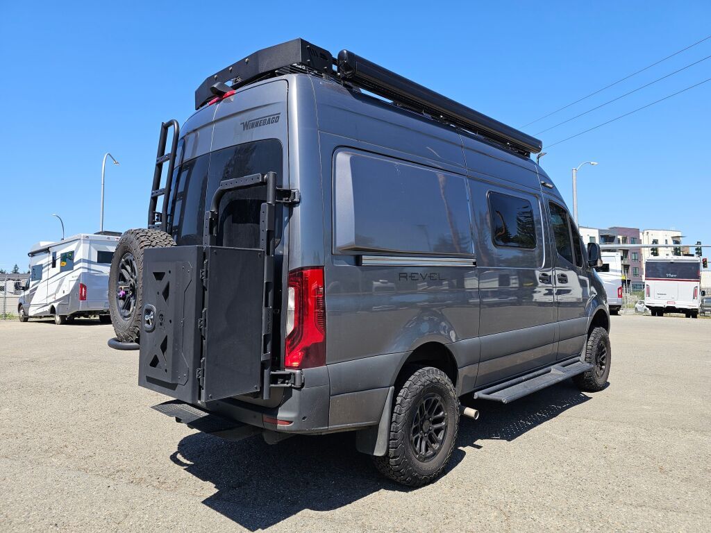 2025 Winnebago RevelÃ¢Â¢ 44E in kent WA