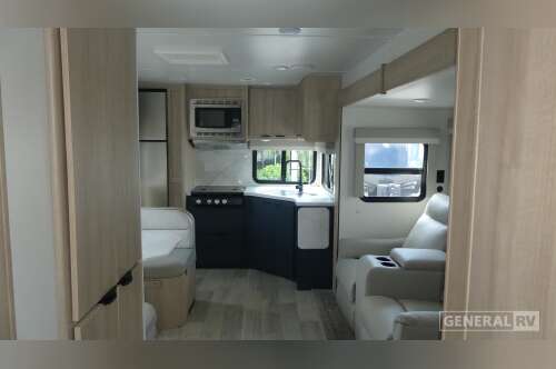 2023 Winnebago MINNIE 2529RG in fort myers FL
