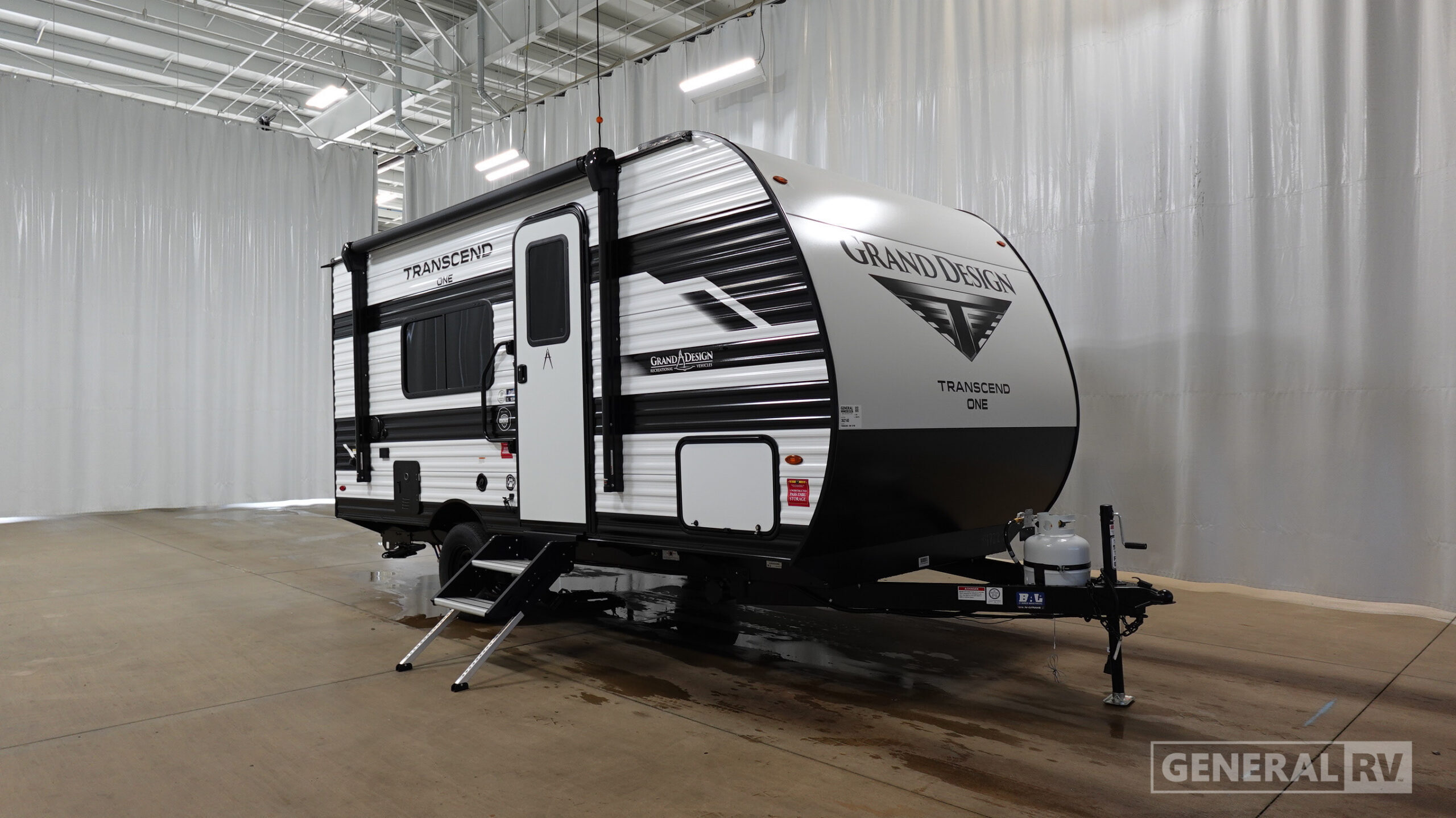 2027 Grand Design TRANSCEND-ONE 151RB in birch run MI