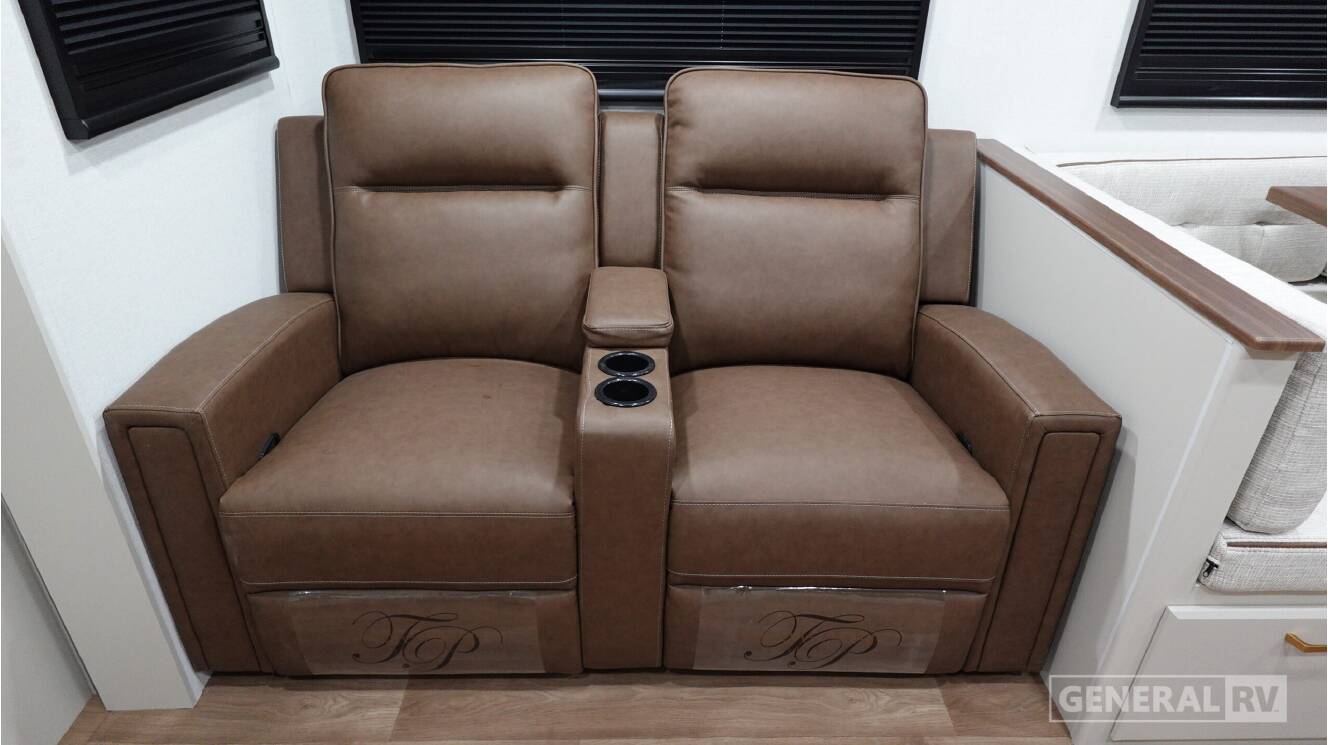 A photo of this 2027 Grand Design IMAGINE 2800BH