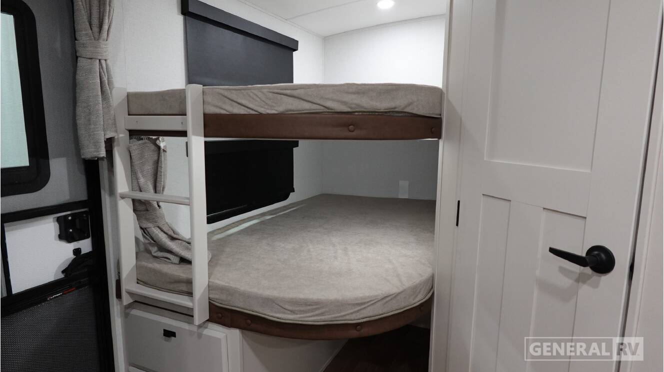 A photo of this 2027 Grand Design IMAGINE 2800BH