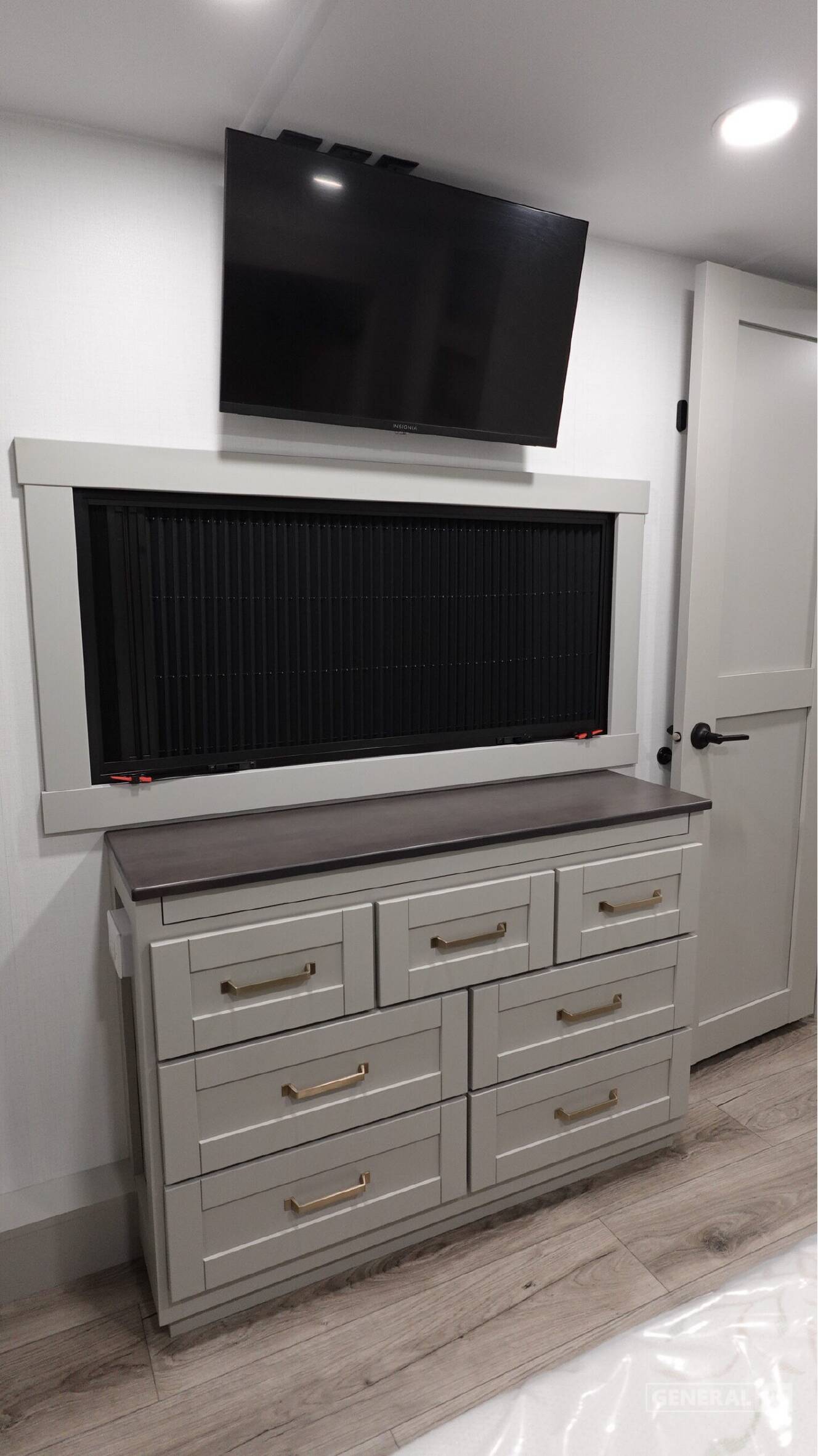 A photo of this 2027 Brinkley MODEL Z 3515