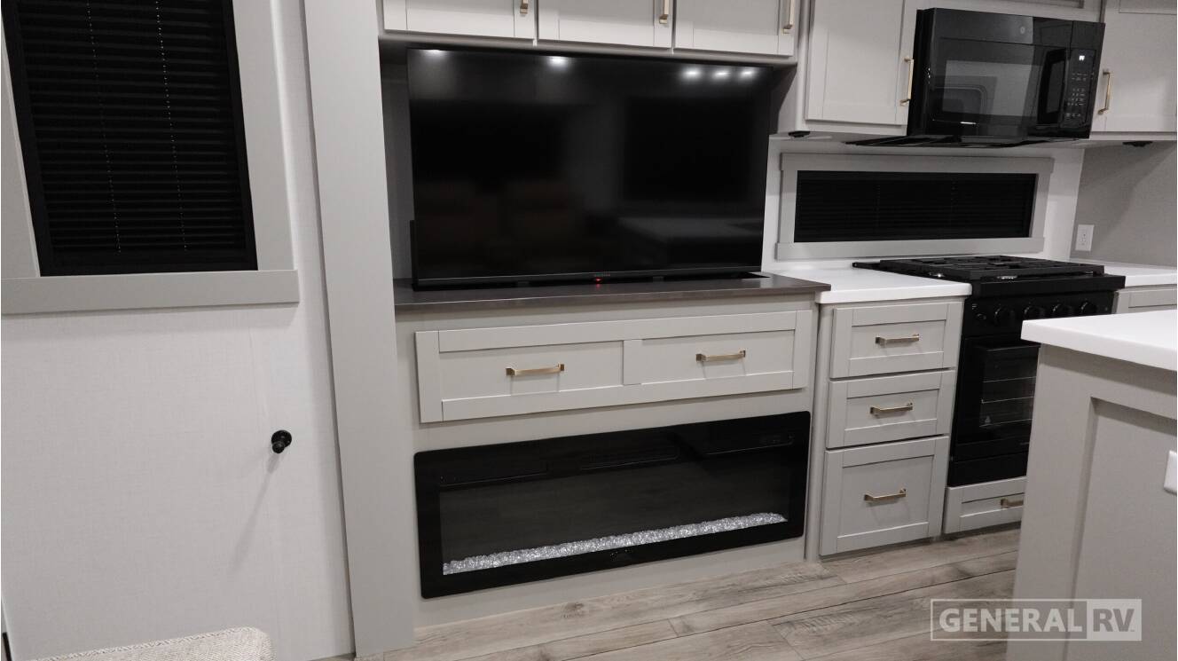 A photo of this 2027 Brinkley MODEL Z 3515