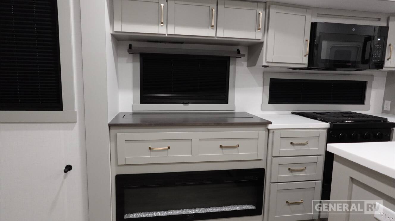 A photo of this 2027 Brinkley MODEL Z 3515