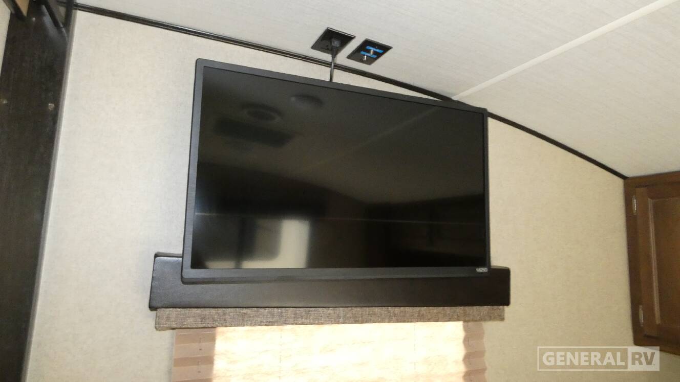A photo of this 2019 Grand Design REFLECTION 150 SERIES 230RL