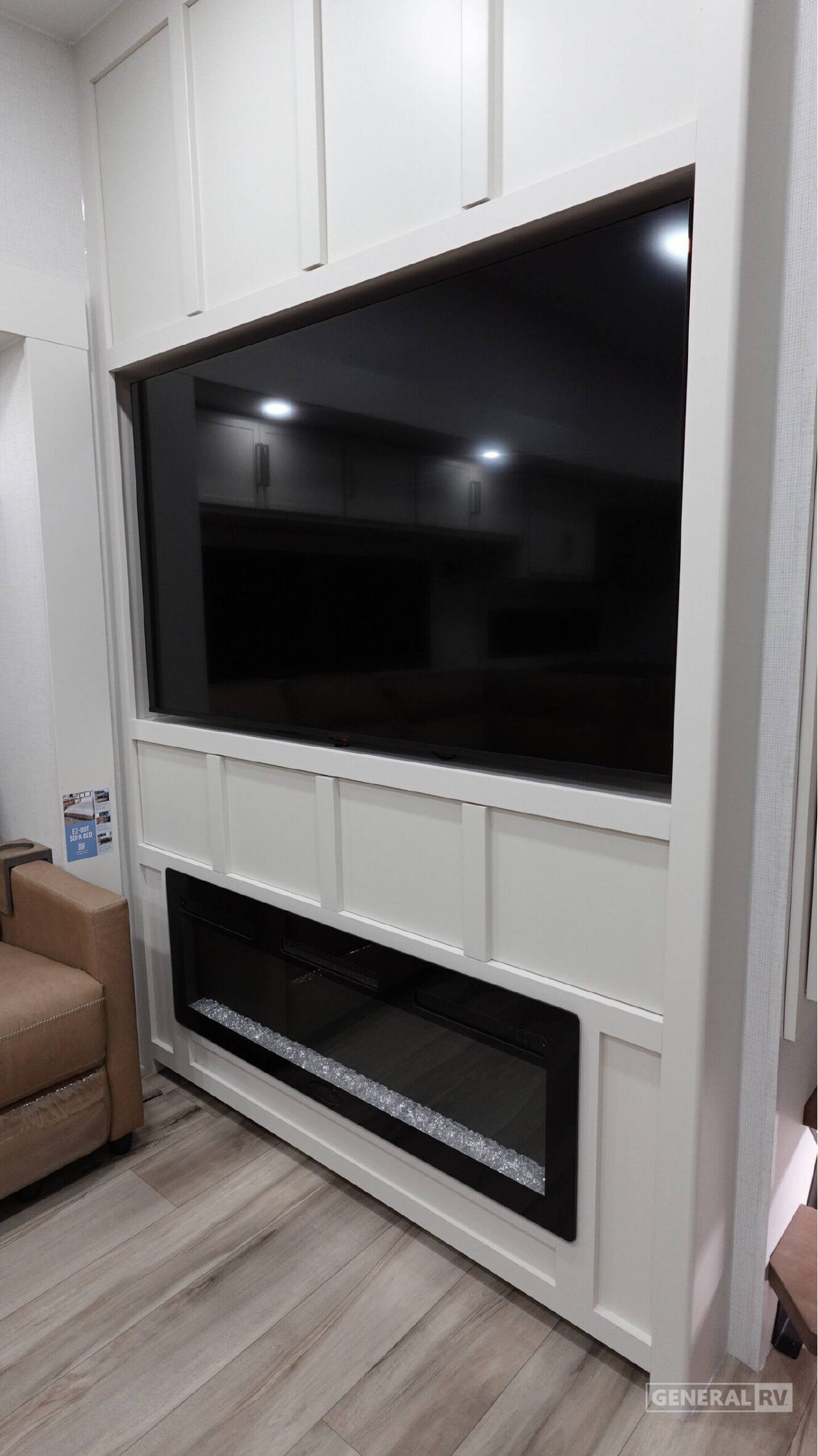 A photo of this 2027 Brinkley MODEL Z 3210