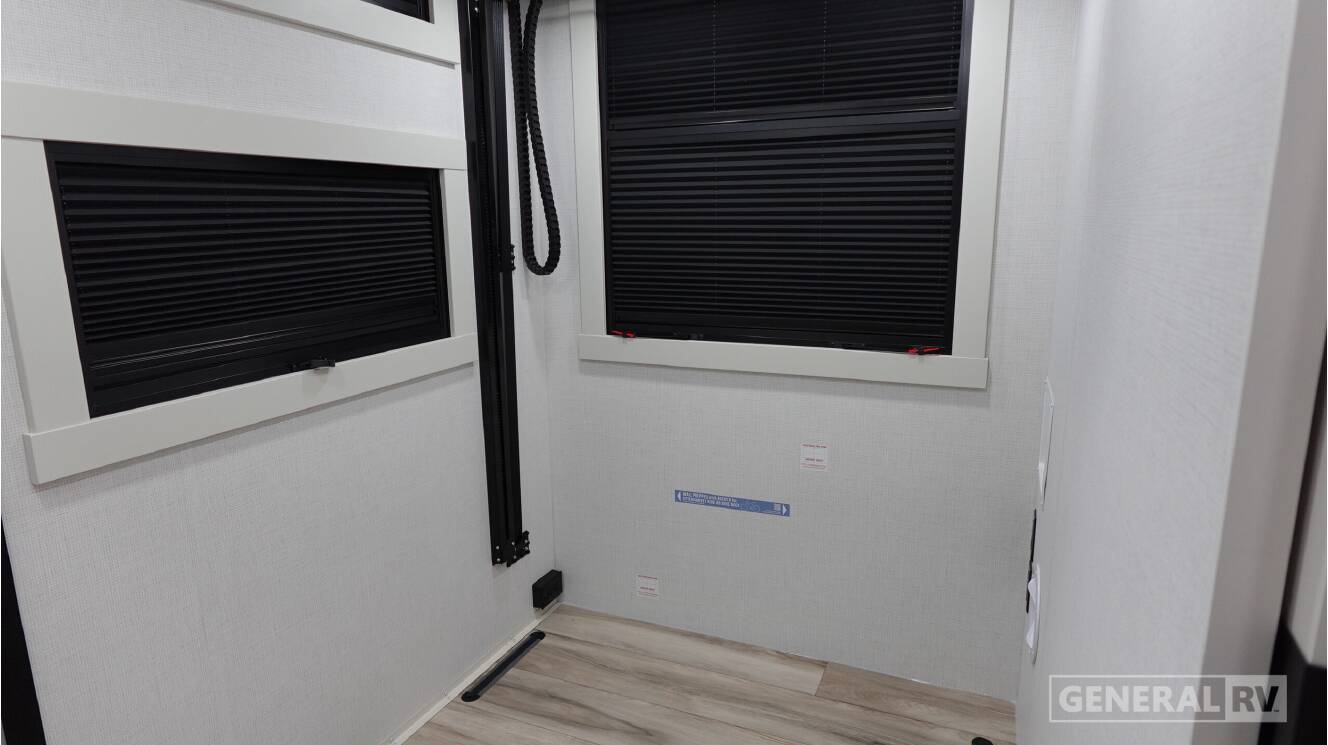 A photo of this 2027 Brinkley MODEL Z 3210
