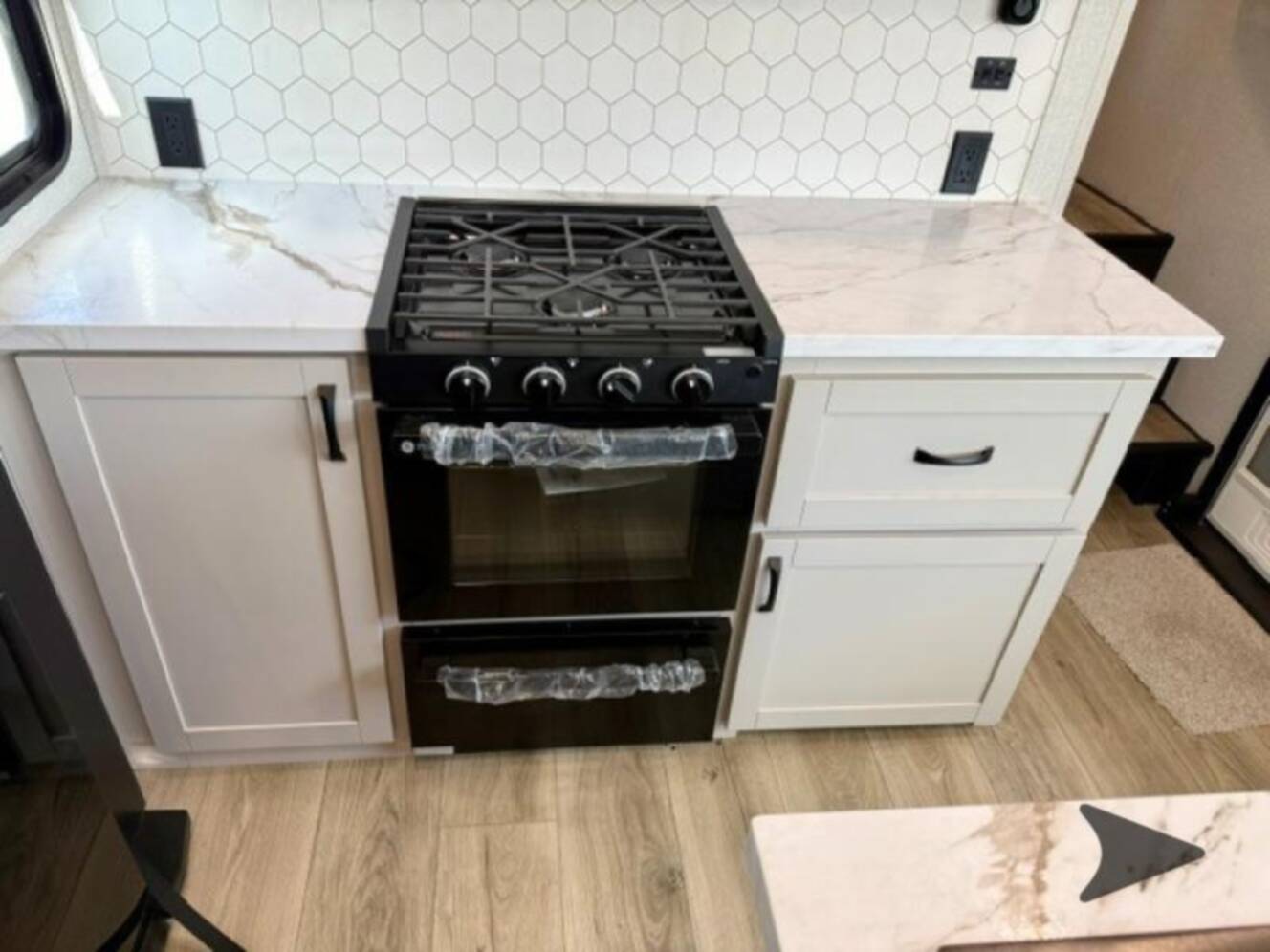 A photo of this 2026 Jayco Seismic 395
