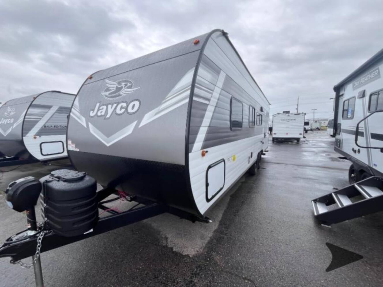 A photo of this 2027 Jayco Jay Flight SLX 260BHW