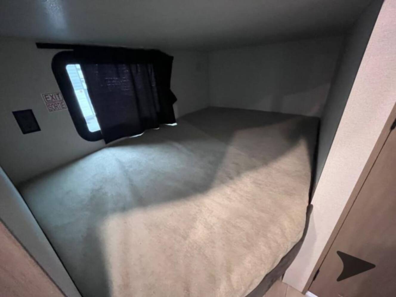 A photo of this 2027 Jayco Jay Flight SLX 260BHW