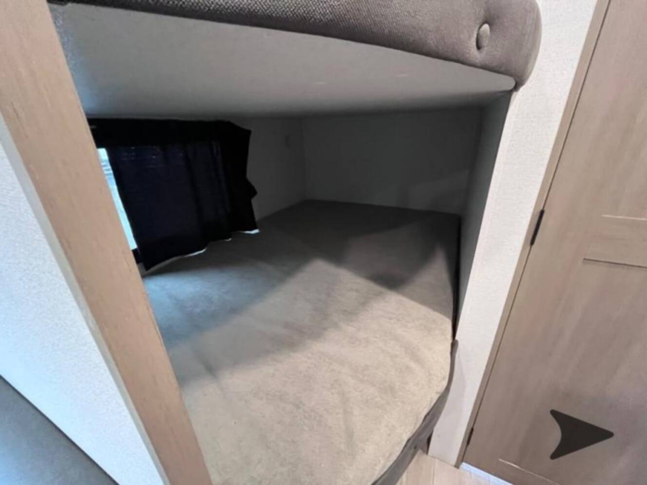 A photo of this 2027 Jayco Jay Flight SLX 260BHW