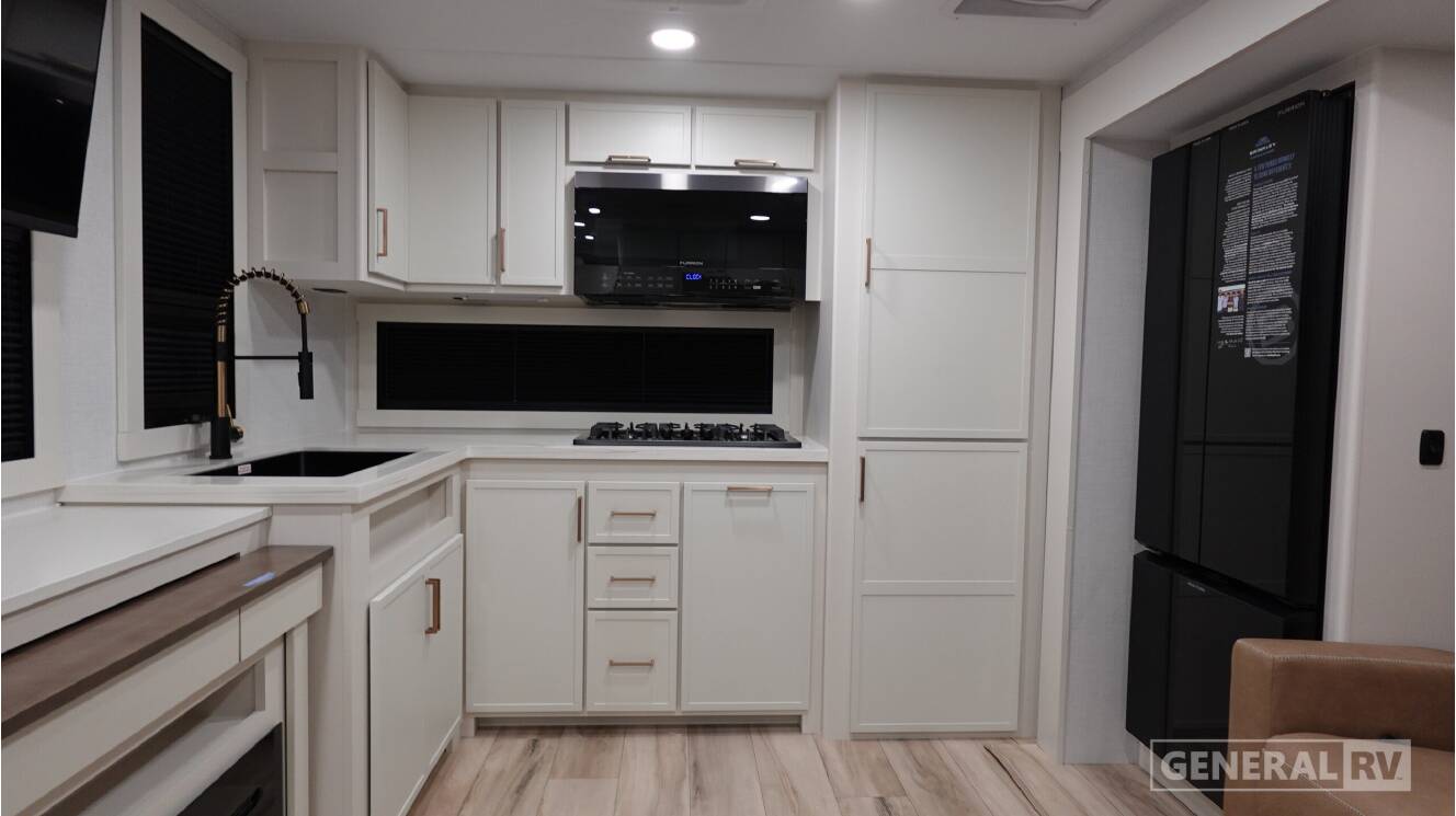 A photo of this 2026 Brinkley MODEL I 275