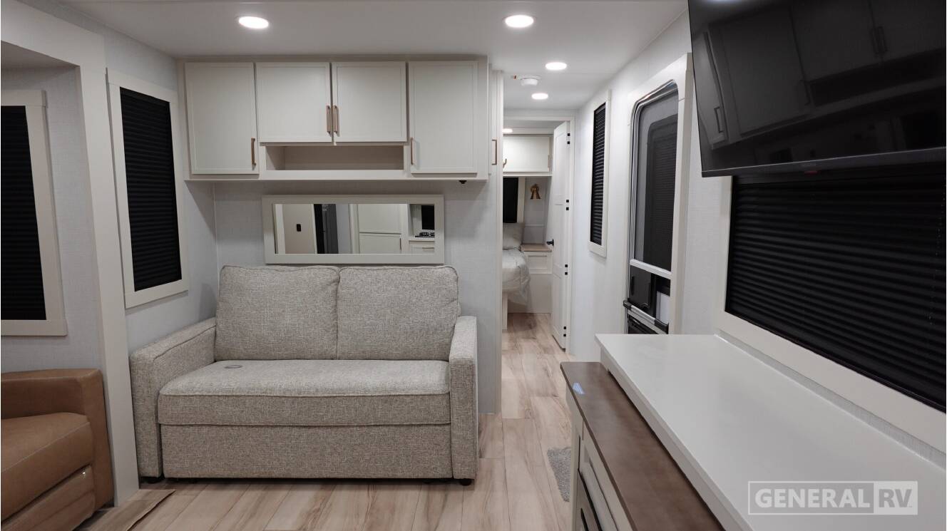 A photo of this 2026 Brinkley MODEL I 275