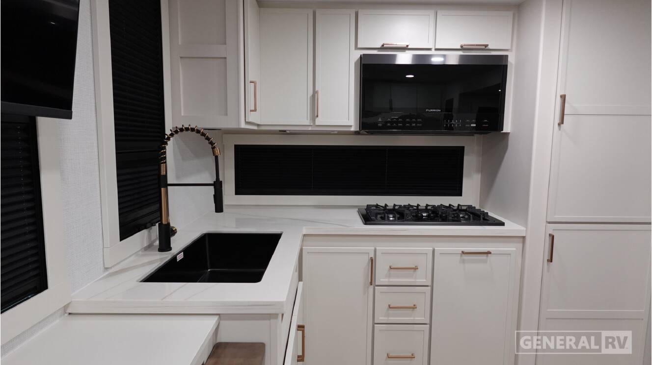A photo of this 2026 Brinkley MODEL I 275
