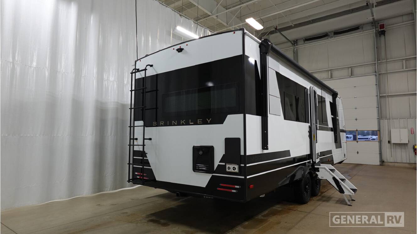 A photo of this 2026 Brinkley MODEL I 275