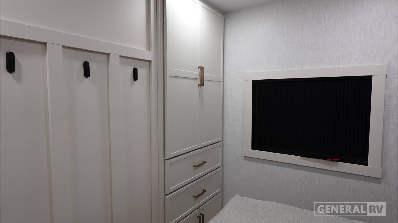 A photo of this 2026 Brinkley MODEL I 275