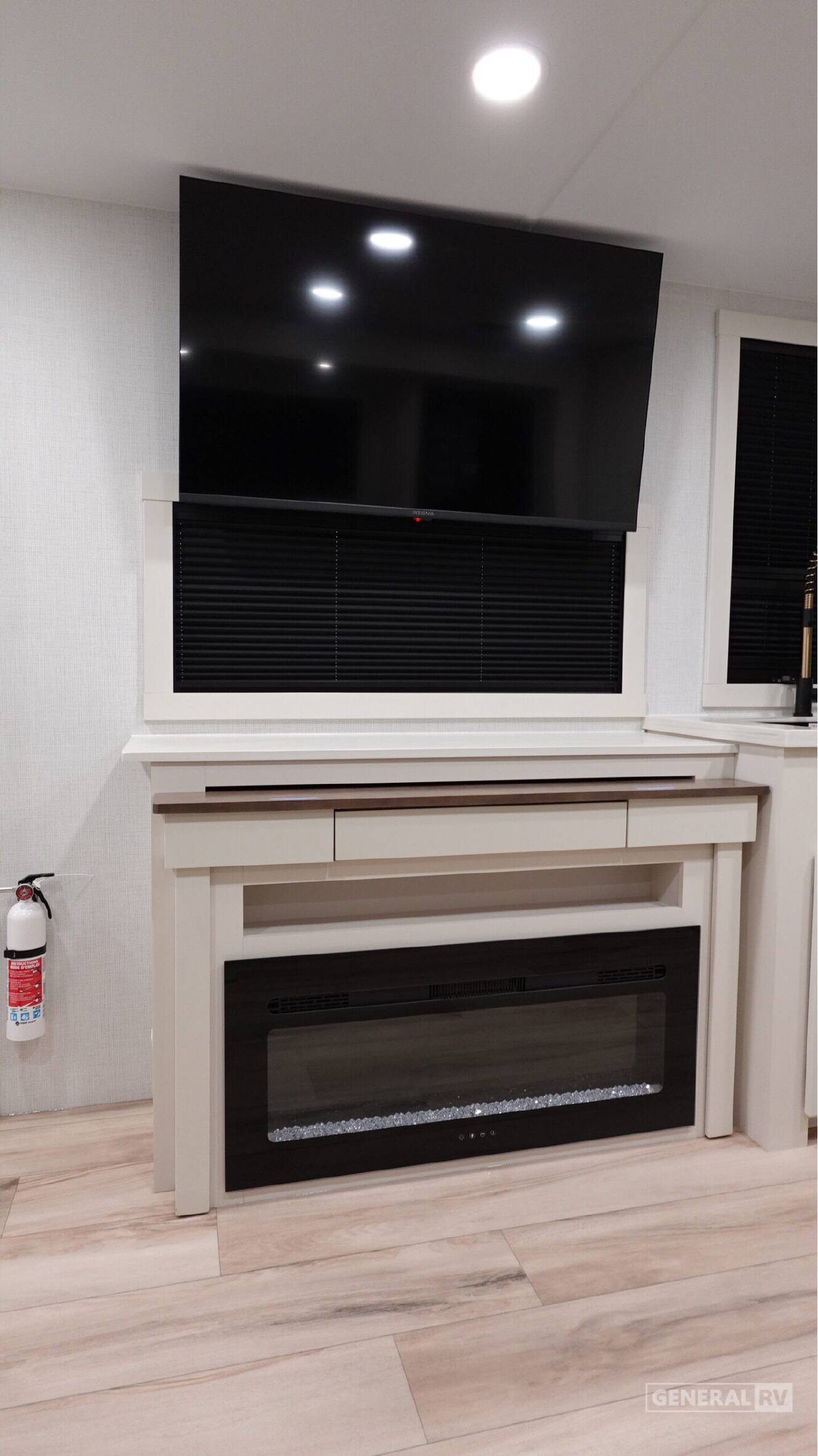 A photo of this 2026 Brinkley MODEL I 275