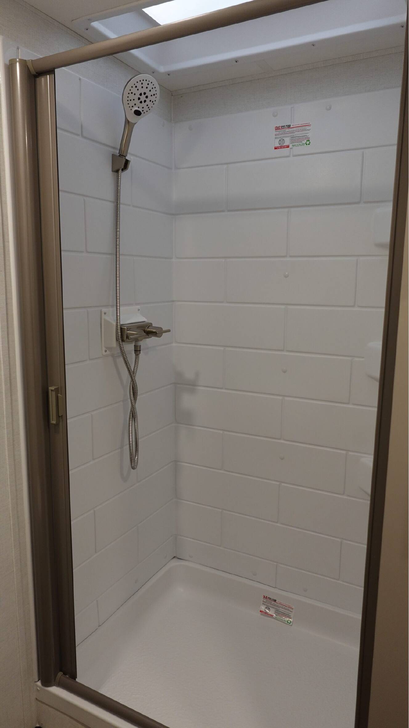 A photo of this 2026 Alliance Rv AVENUE 29BH