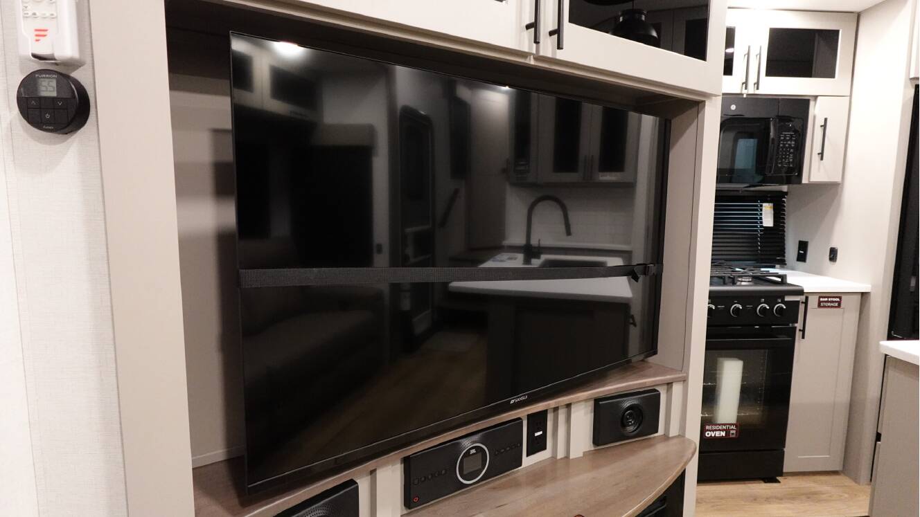 A photo of this 2026 Alliance Rv VALOR 36V11