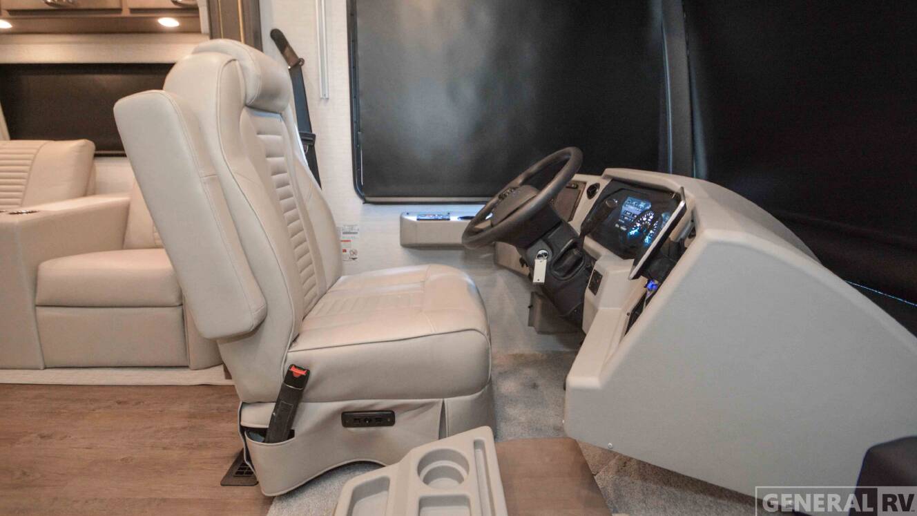 A photo of this 2026 Newmar BAY STAR 3626