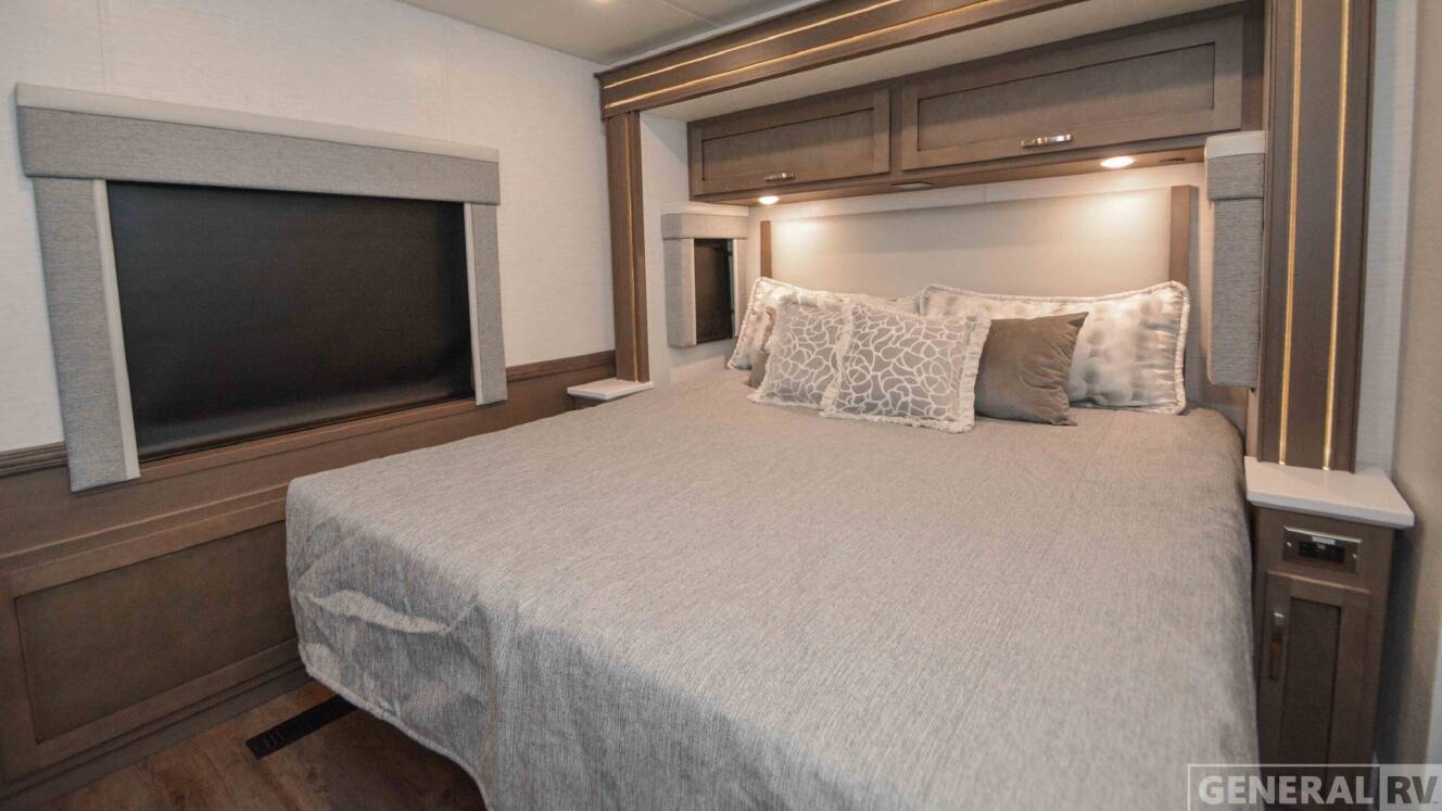 A photo of this 2026 Newmar BAY STAR 3626