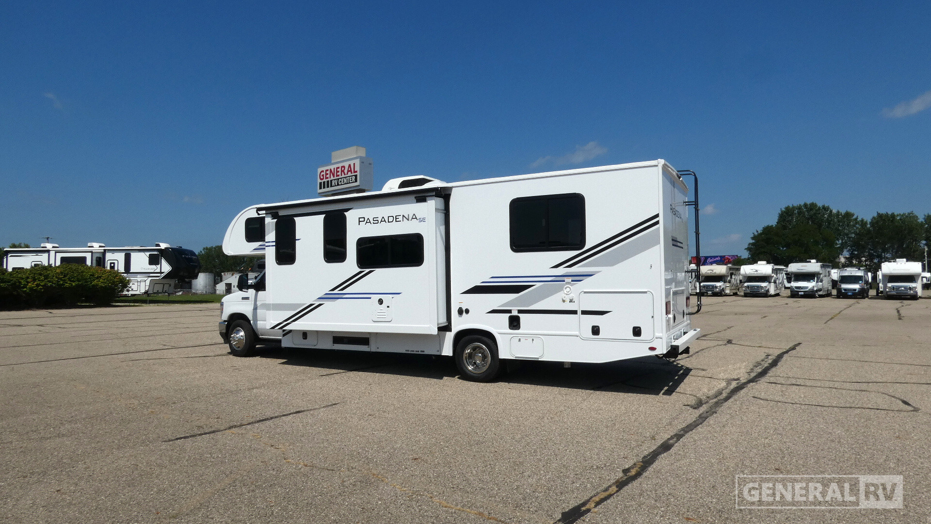 2027 Thor Motor Coach PASADENA SE28 in wayland MI