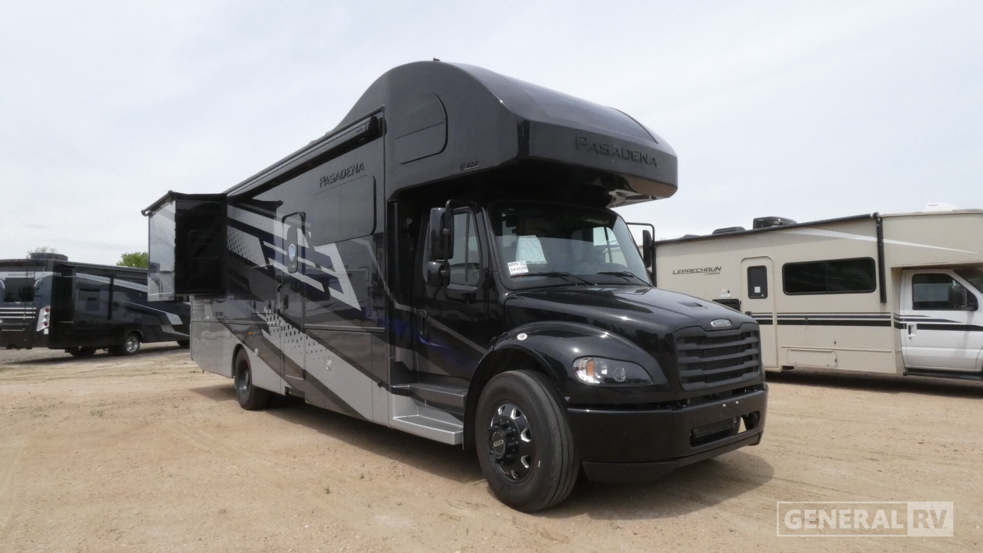 2027 Thor Motor Coach PASADENA 34XG in longmont CO