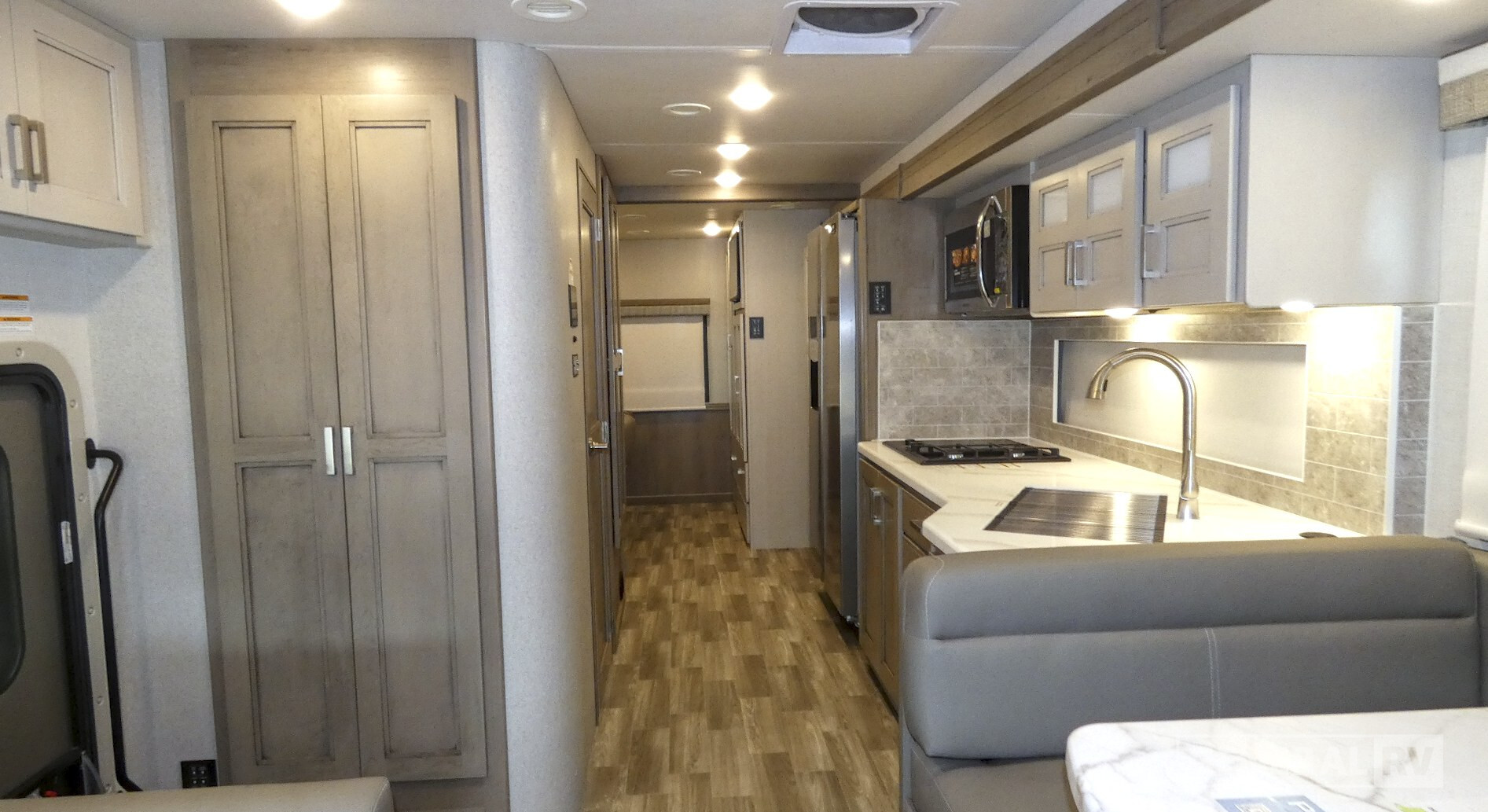 2027 Thor Motor Coach PASADENA 34XG in longmont CO
