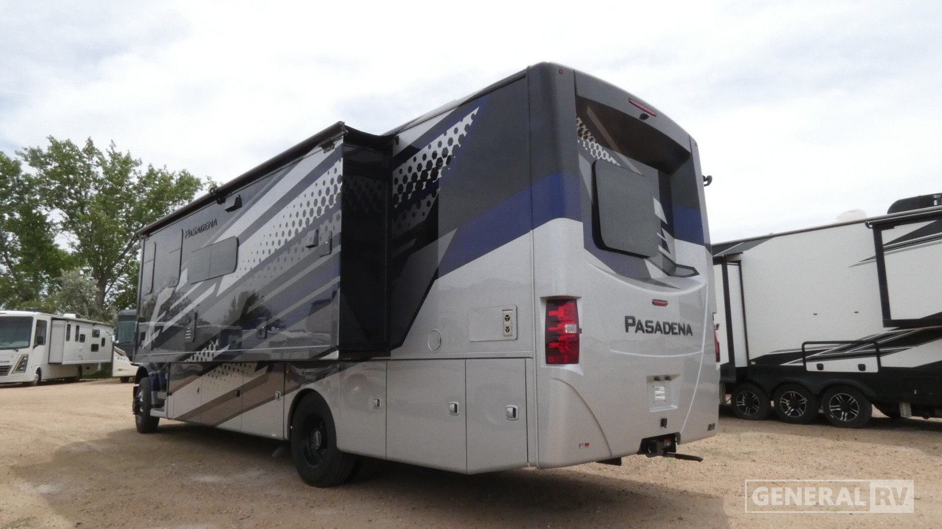 2027 Thor Motor Coach PASADENA 34XG in longmont CO