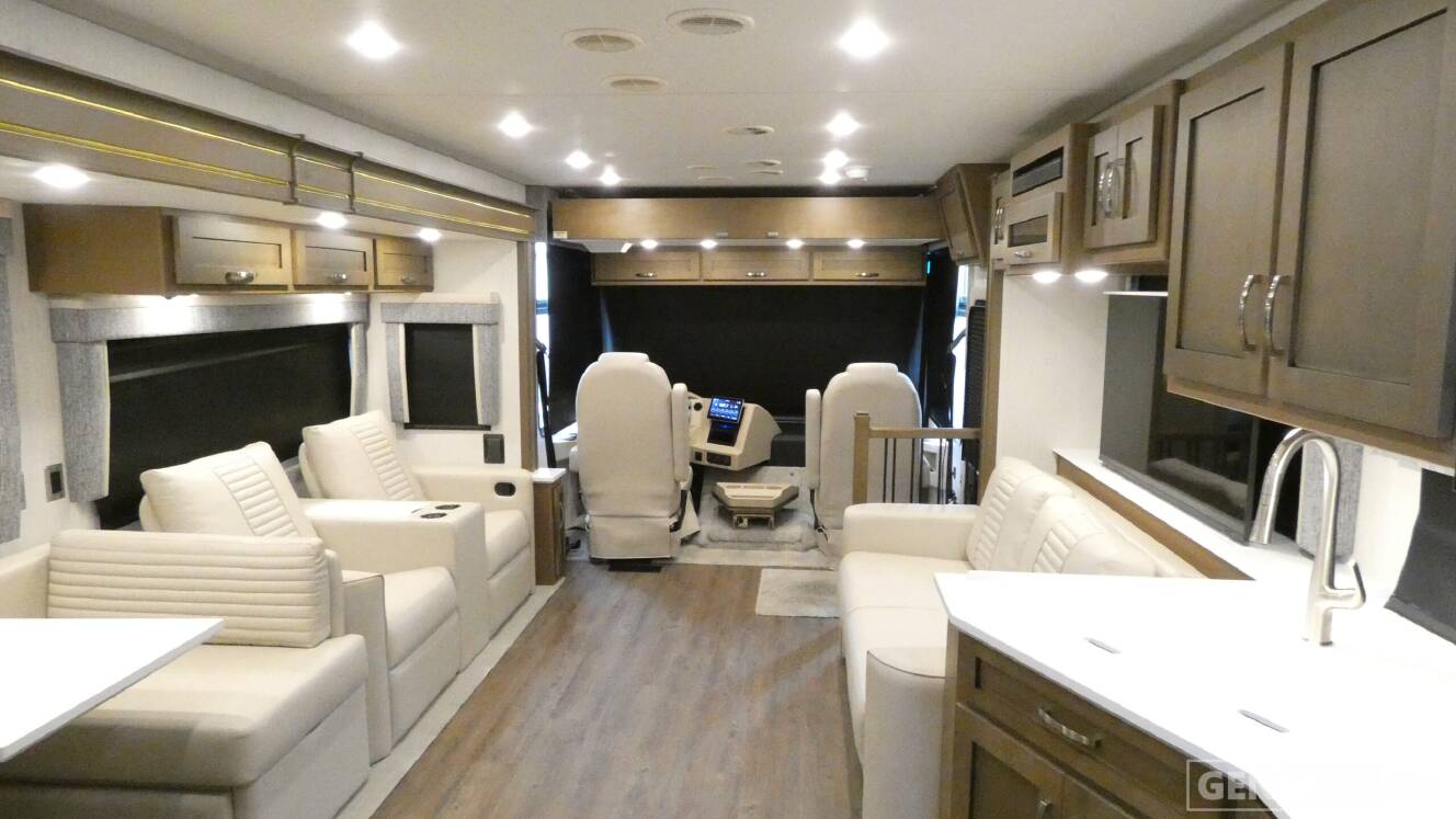 A photo of this 2026 Newmar BAY STAR 3626