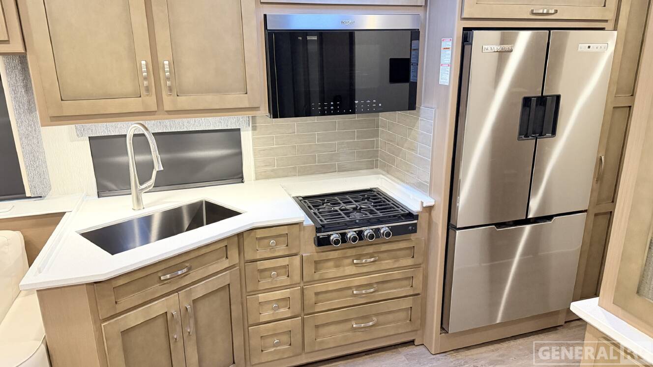 A photo of this 2026 Newmar BAY STAR 3626