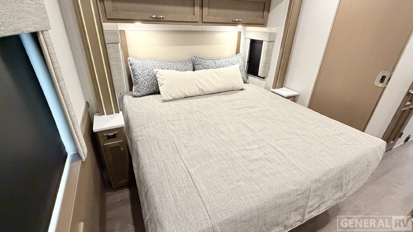A photo of this 2026 Newmar BAY STAR 3626