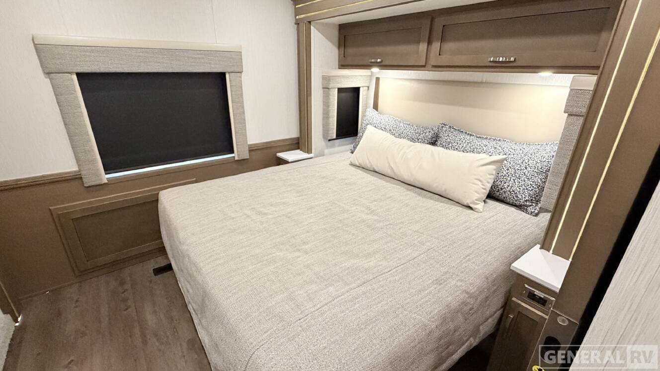 A photo of this 2026 Newmar BAY STAR 3626