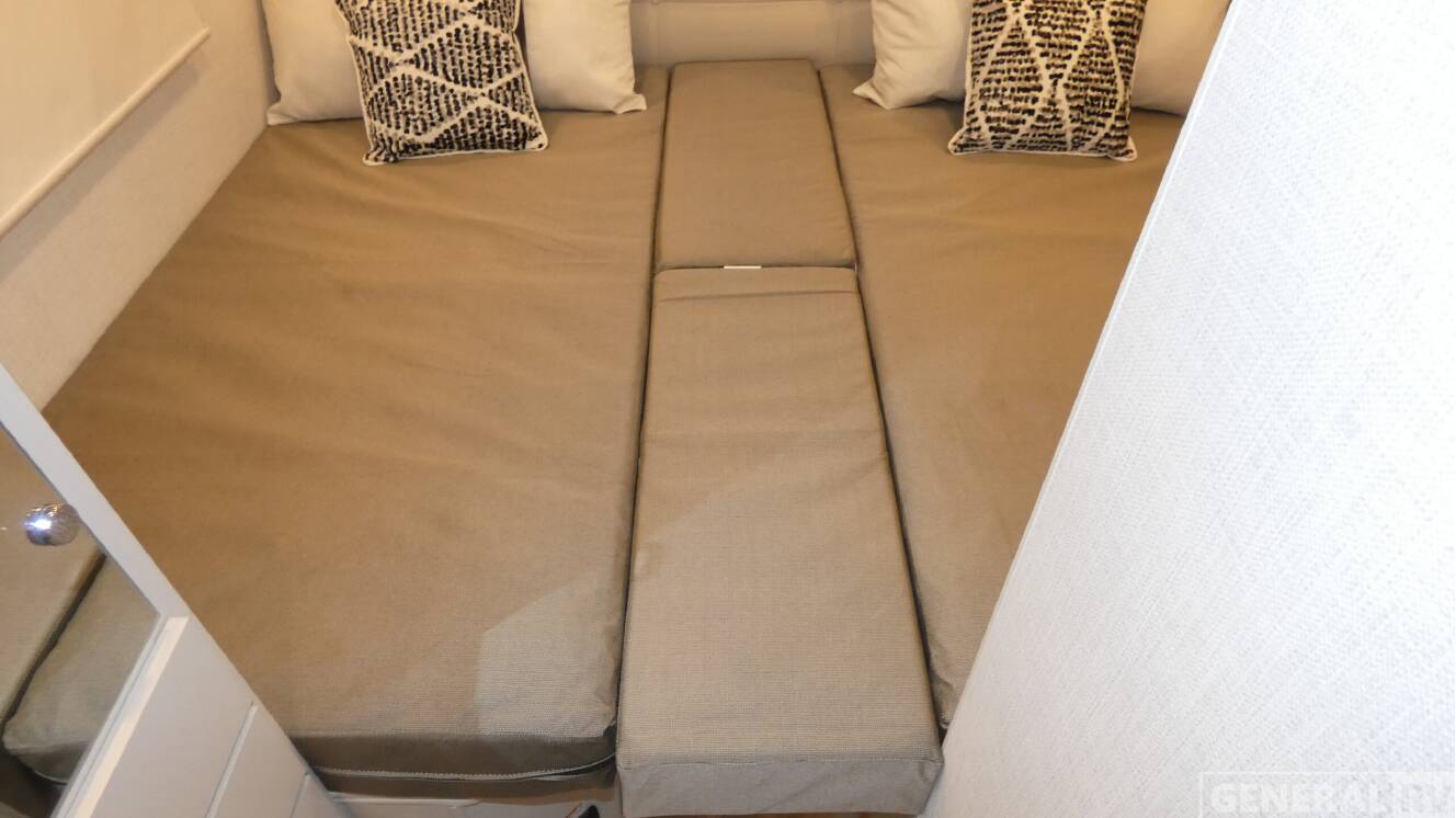 A photo of this 2026 Thor Motor Coach AXIS 26.2