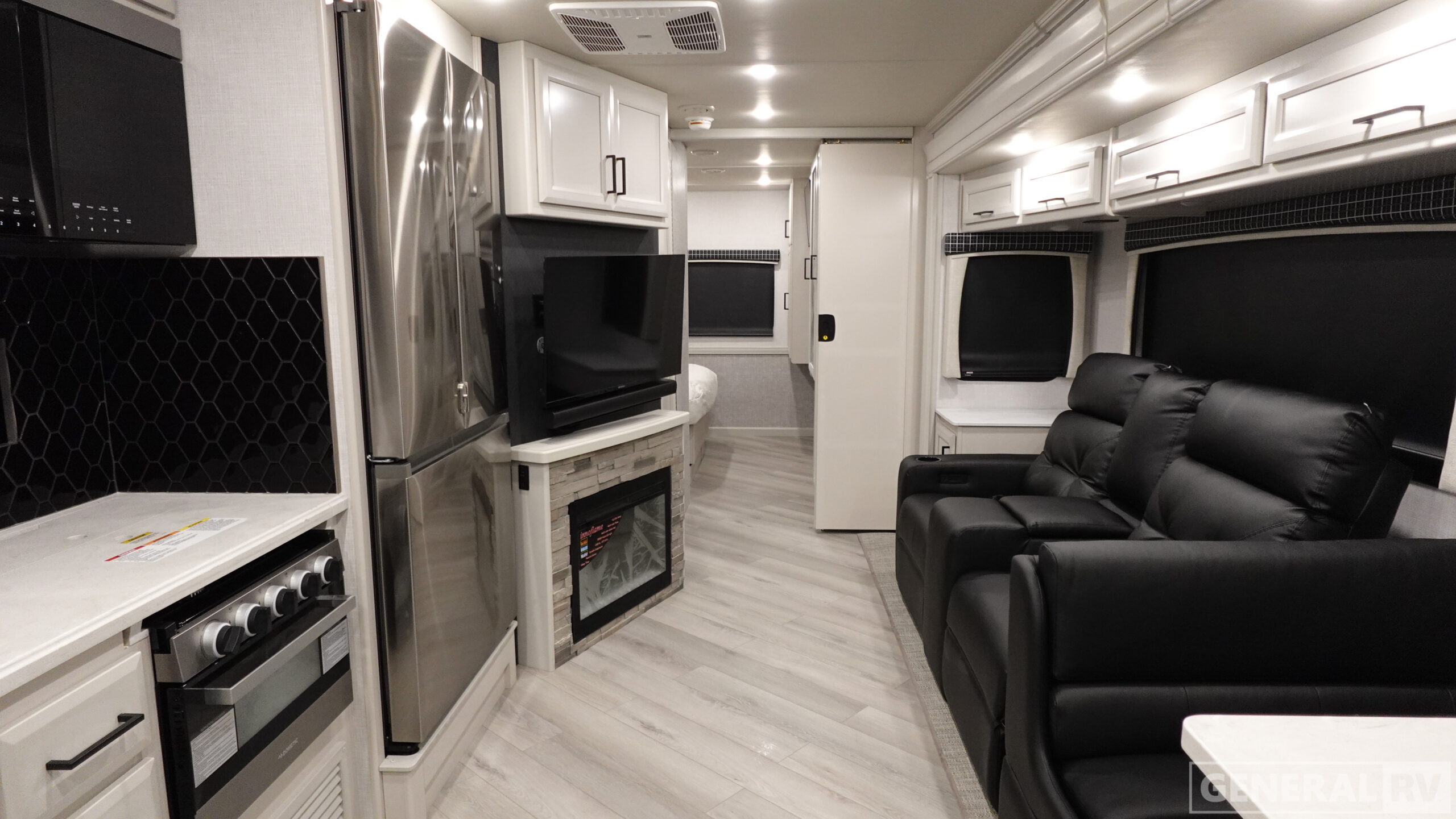 2026 Holiday Rambler VACATIONER 33C in winter garden FL