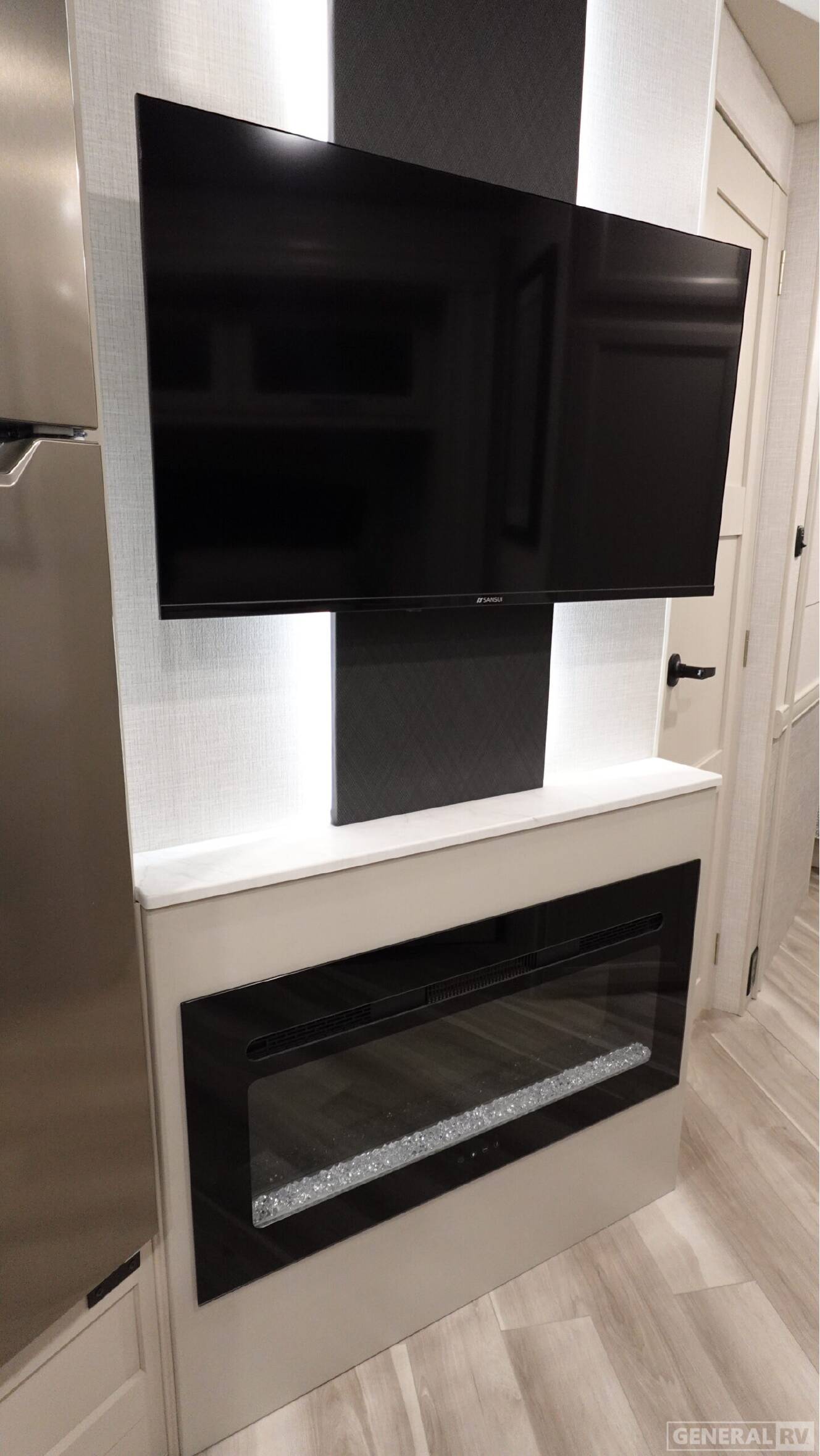 A photo of this 2026 Fleetwood FORTIS 34MB