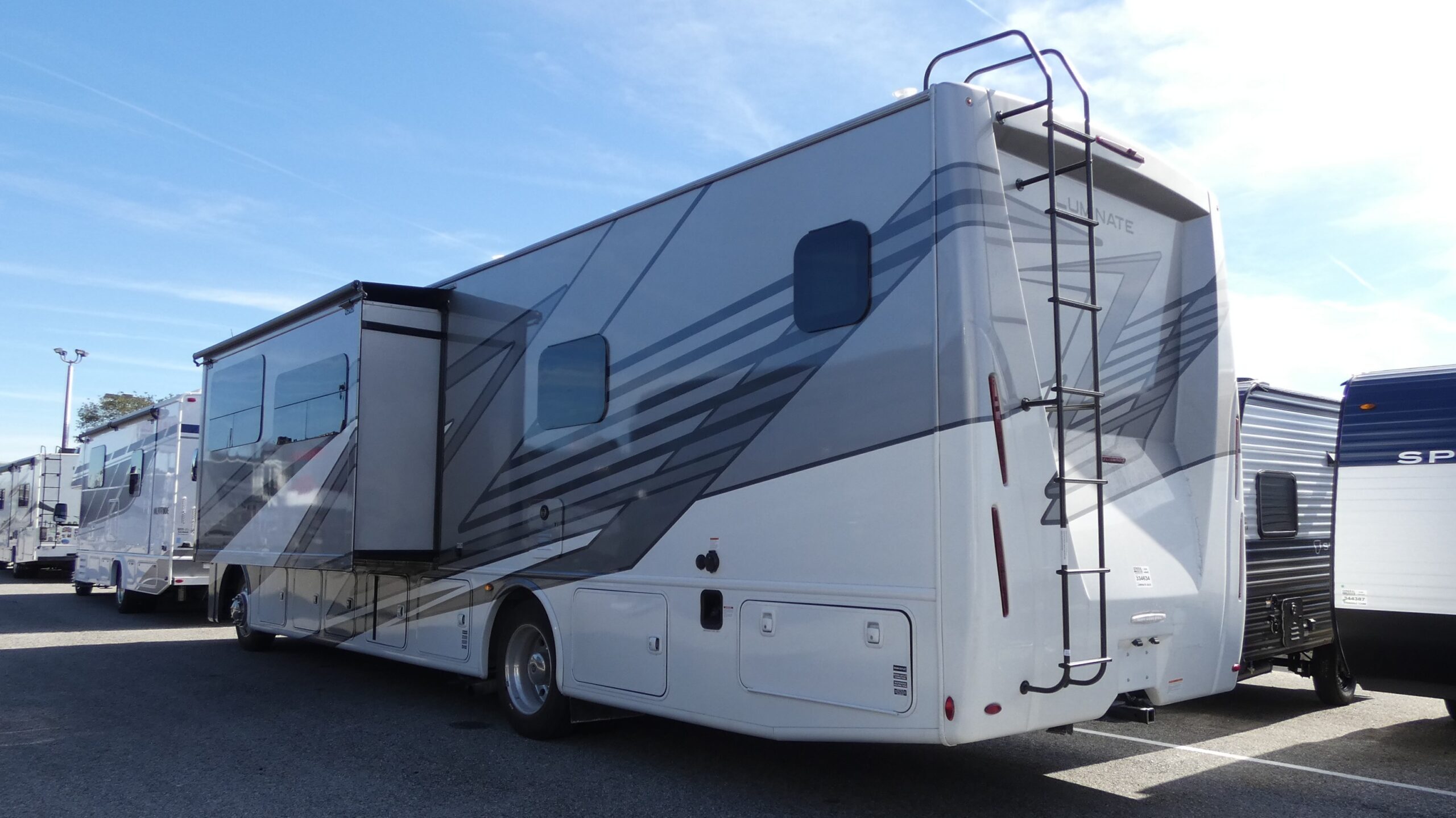 2026 Thor Motor Coach LUMINATE GG35 in orange park FL