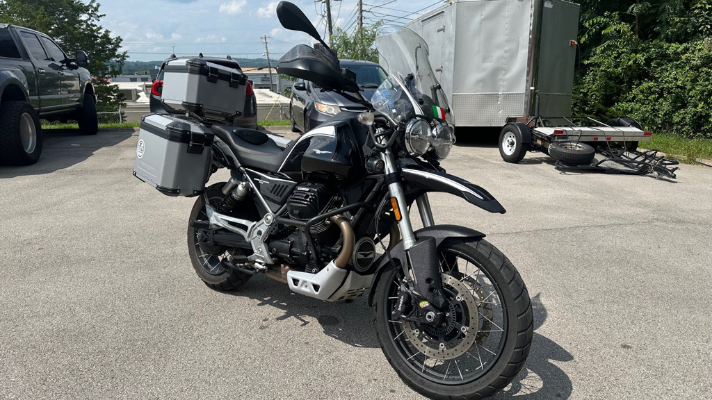 2023 Moto Guzzi V85 TT Guardia dOnore TT GUARDIA D'ONORE in Knoxville, TN